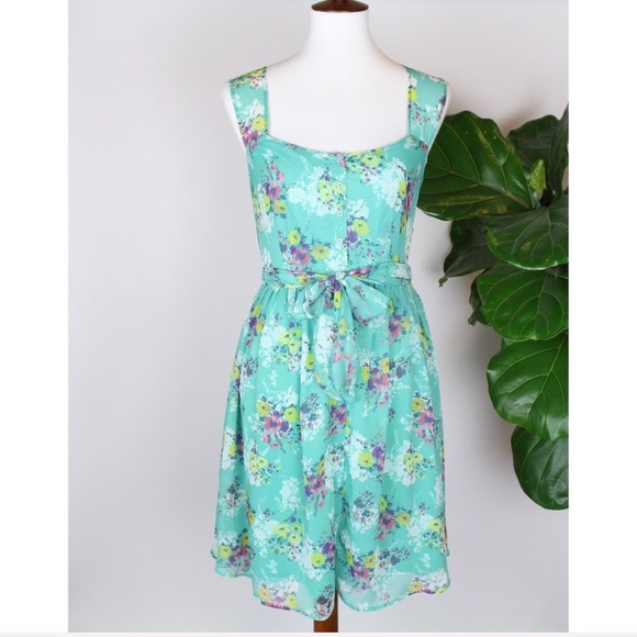 LC Lauren Conrad | Floral Chiffon Dress - Picture 2 of 8